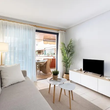 Balcon De Gigantes With Pool View * Puerto de Santiago (Tenerife)