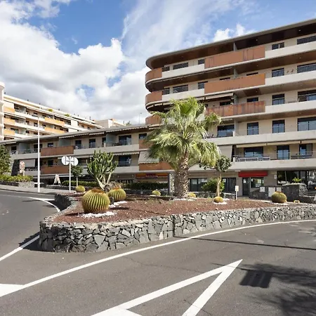 Balcon De Gigantes With Pool View * Puerto de Santiago