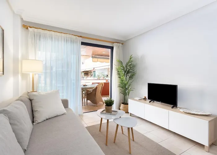 Balcon De Gigantes With Pool View * 푸에르토 데 산티아고