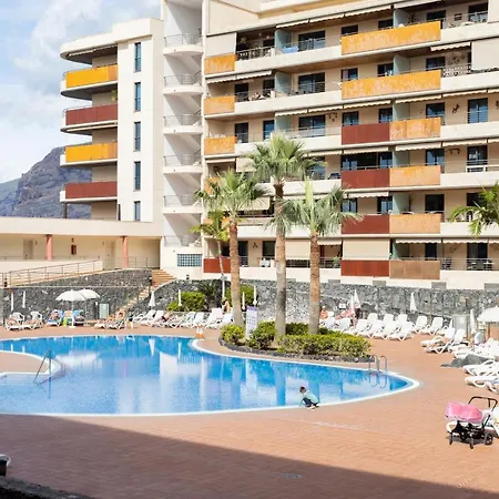 Balcon De Gigantes With Pool View Puerto de Santiago (Tenerife)