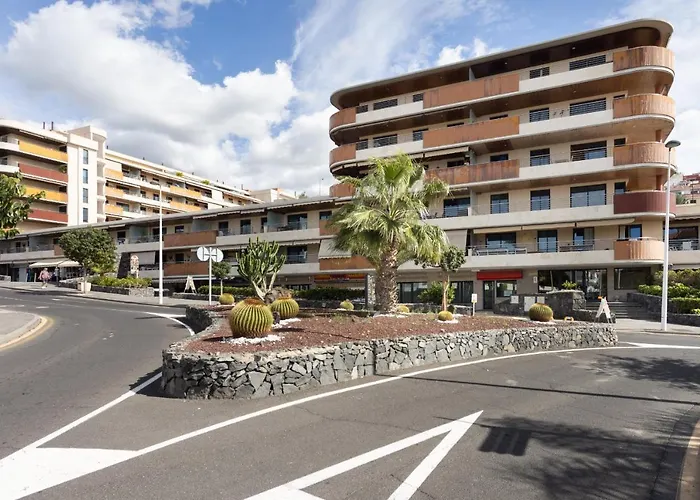 Balcon De Gigantes With Pool View * Puerto de Santiago (Tenerife)