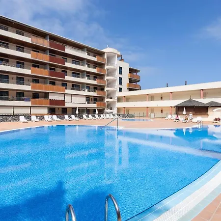 Balcon De Gigantes With Pool View Apartament Puerto de Santiago (Tenerife)